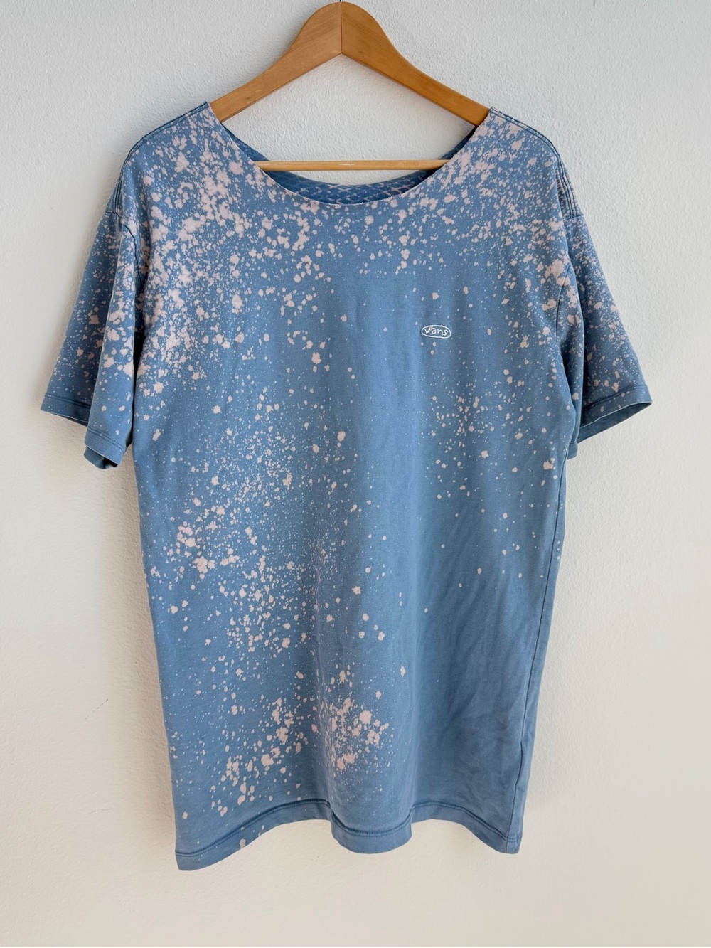 Vans blue off the shoulder bleached tee